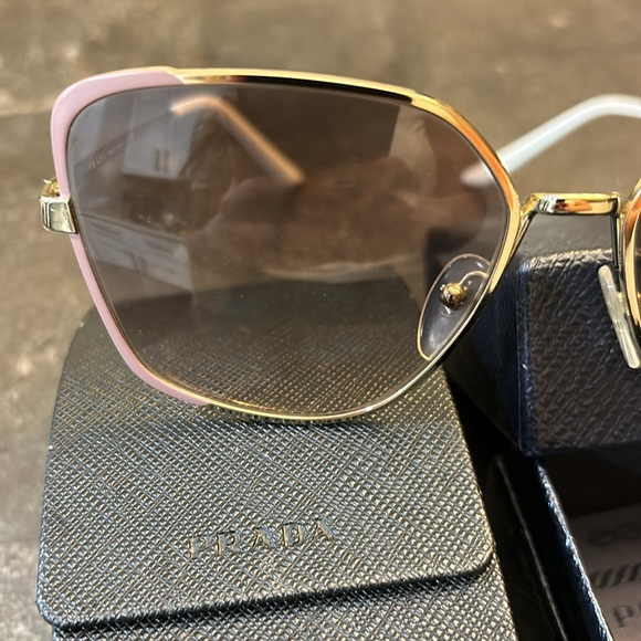 Prada women sunglasses gold and pink in color - Picture 2 of 9